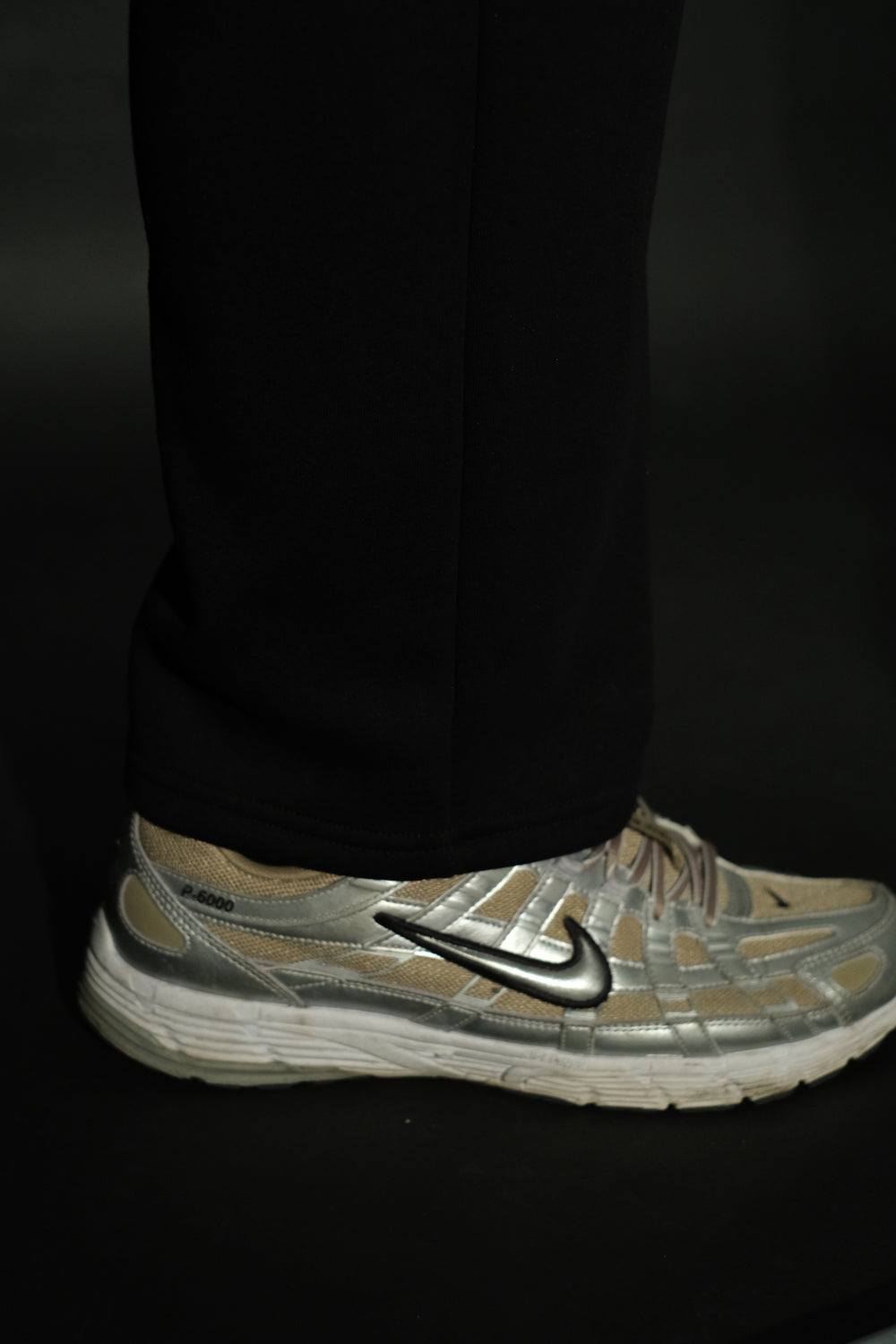 JOGGER OBSIDIAN BLACK
